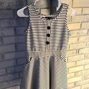 Girls Dress, Size 14, Black/White Striped